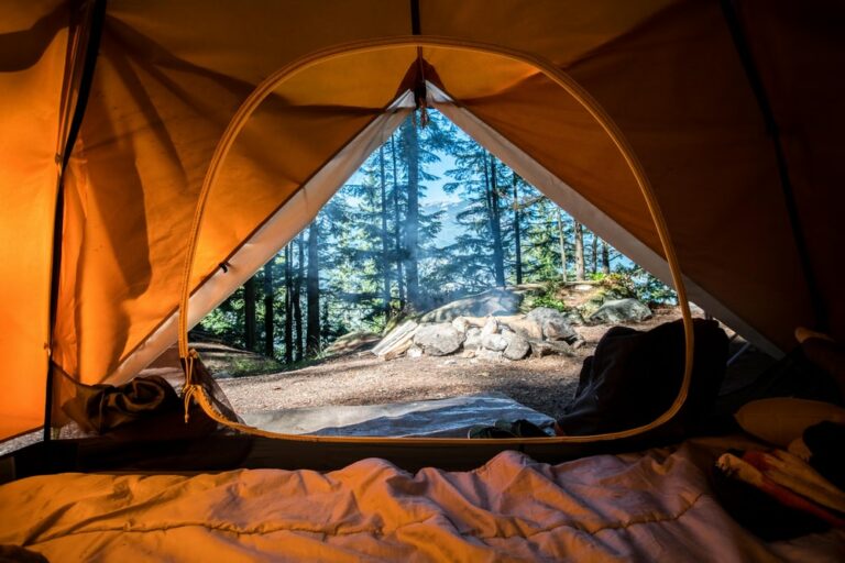 Tenda da campeggio sotto 100 euro : tunnel, cupola, ultraleggera, automatica, rapida, ecco quale comprare Tenda da campeggio sotto 100 euro : tunnel, cupola, ultraleggera, automatica, rapida, ecco quale comprare