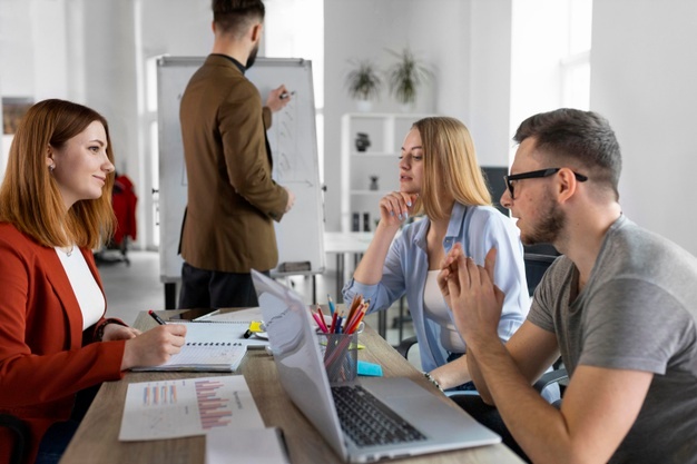 Idee Regalo per Colleghi di Lavoro sotto 100 euro