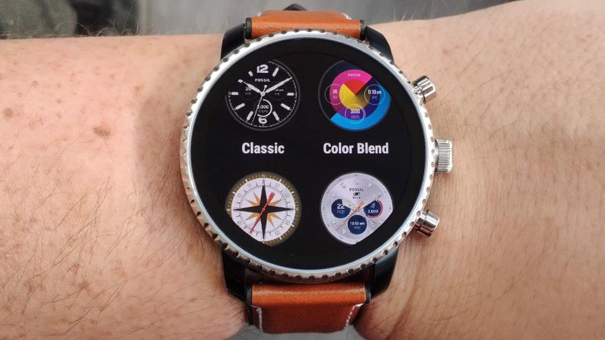 Fossil FTW4018 Gen 4 Explorist HR recensioni opinioni test simili Fossil FTW4018 Gen 4 Explorist HR recensioni opinioni test simili