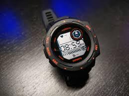 Garmin Instinct Esports Edition recensioni opinioni test simili Garmin Instinct Esports Edition recensioni opinioni test simili