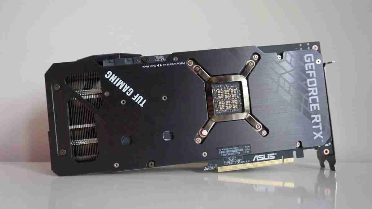 Recensione ASUS TUF Gaming NVIDIA GeForce RTX 3080 OC Edition:prezzo, opinioni pareri ed alternative.