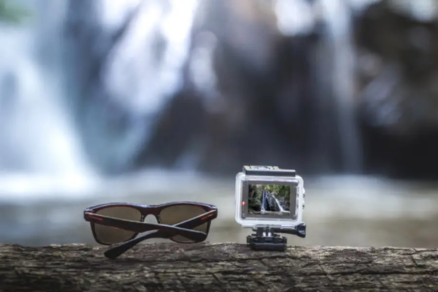Quali action cam offrono una funzione di tracking GPS?