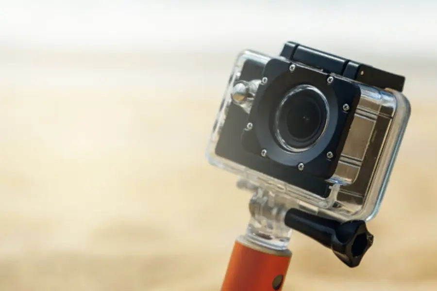 Come utilizzare la stabilizzazione dell’immagine su una Action Cam? Come utilizzare la stabilizzazione dell'immagine su una Action Cam?